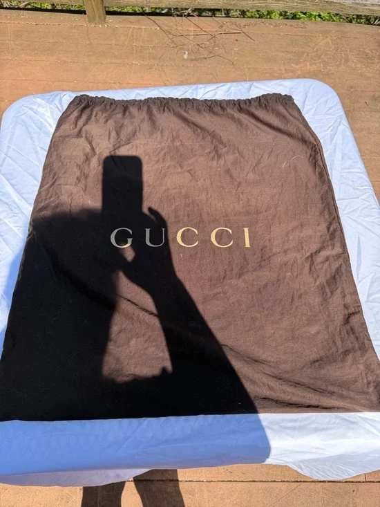 Gucci Bella GG Canvas Tote - Picture 15 of 16